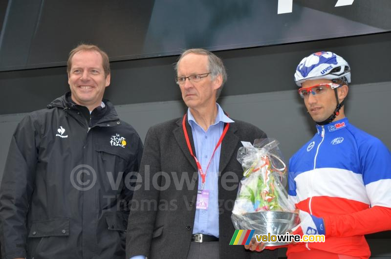 Christian Prudhomme, de burgemeester van Chteauneuf & Nacer Bouhanni