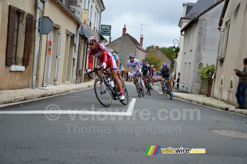 Le groupe de tête à Limeray