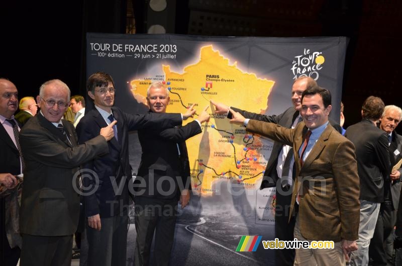Versailles on the map of the Tour de France 2013