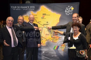 Saint-Amand-Montrond sur la carte du Tour de France 2013 (430x)