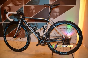 Le vélo FOCUS Izalco Team SL de l'équipe AG2R La Mondiale (1860x)