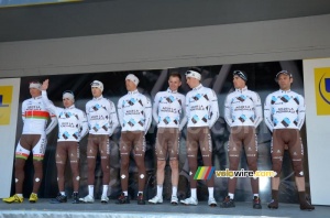 The AG2R La Mondiale team (415x)