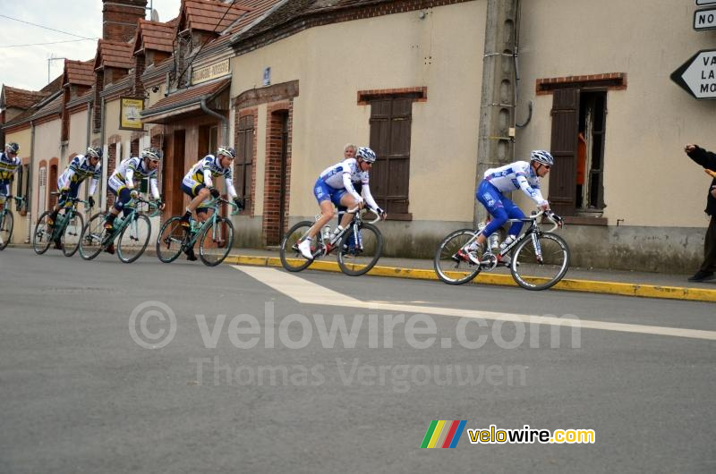 Jérémy Roy (FDJ) aan kop van het peloton