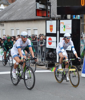 Tom Veelers & Roy Curvers happy for Marcel Kittel (640x)