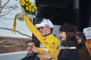 Elia Viviani (Cannondale) in yellow (567x)