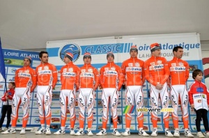 The Roubaix-Lille Métropole team (448x)