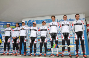The Bridgestone-Anchor team (501x)