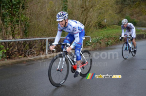 Johan Le Bon (FDJ) & Yannick Martinez (La Pomme Marseille) on the Caffino bridge (2) (316x)