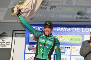 Damien Gaudin (Europcar) happy with his victory (2) (353x)