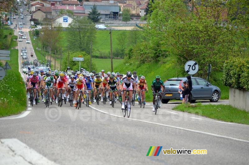 Het peloton is niet ver weg