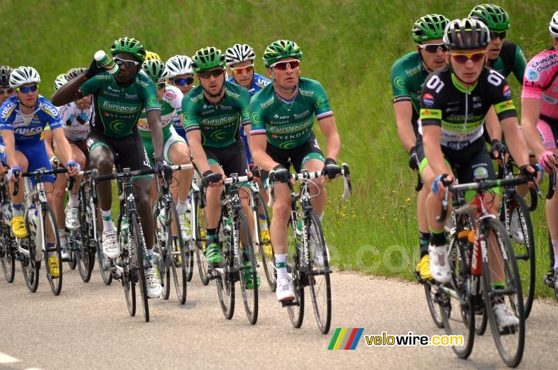 Thomas Voeckler (Europcar) vooraan in het peloton