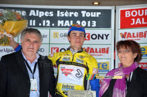 Nicolas Baldo (Atlas Personal-Jakroo) en jaune (195x)