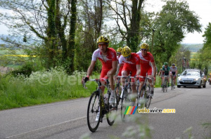 Les coureurs de Cofidis sur la Côte d'Arzay (268x)