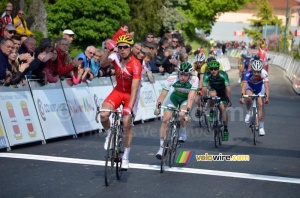 Nico Sijmens (Cofidis) remporte l'étape devant Fabien Schmidt (Sojasun) (281x)