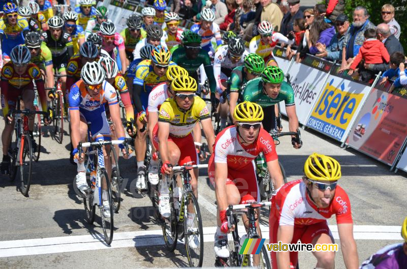 Nico Sijmens (Cofidis), goed beschermd