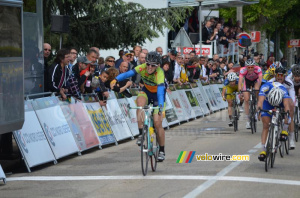 Mark Dzamastagic (Sava) wins the stage, ahead of Clément Venturini (Vulco) (242x)