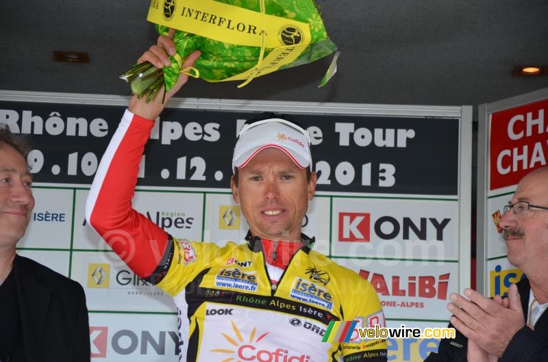 Nico Sijmens (Cofidis) in het geel, winnaar van de Rhône Alpes Isère Tour 2013