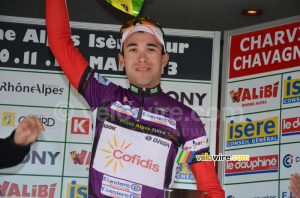 Nicolas Edet (Cofidis) in purple, winner of the King of the Mountains classification (410x)
