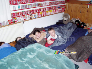 Encore au lit !! (235x)