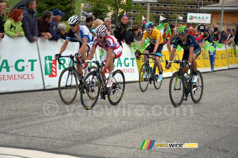 Dani Moreno ahead of Stef Clement, Valverde and Froome