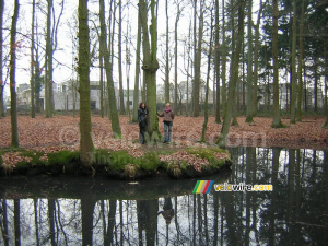Dans la forêt : Marie-Laure & Aude (226x)