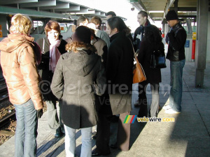 A la station métro à Amsterdam (221x)