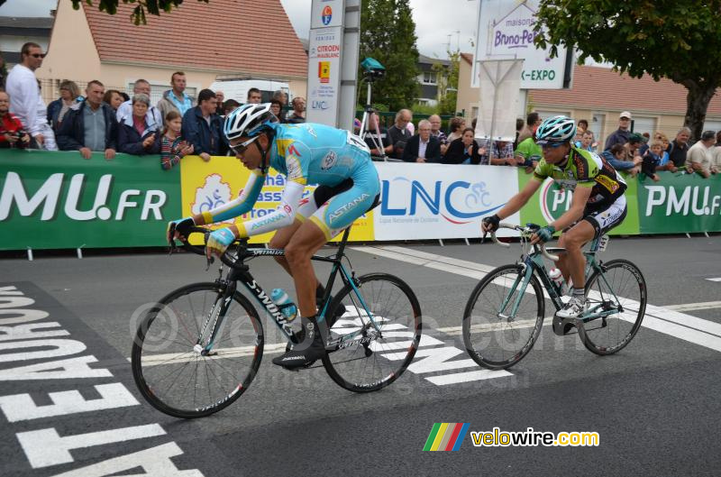 Zhandos Bizhigitov (Continental Team Astana) & Frans Claes (Crelan-Euphony)