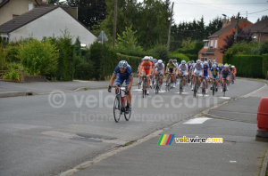 The first accellerations in the peloton (449x)