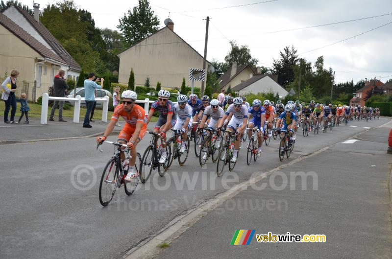 Le peloton à nouveau à Isbergues