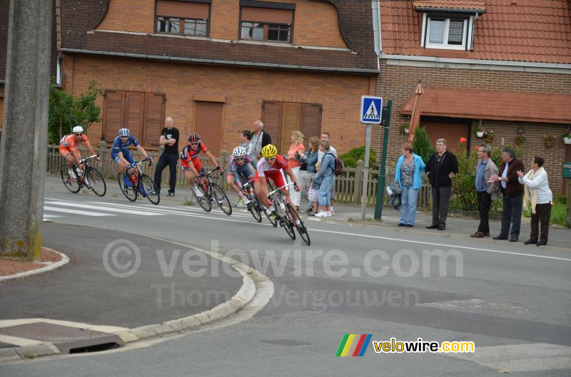 The breakaway back in Isbergues