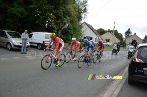 The breakaway taking more time on the peloton (584x)