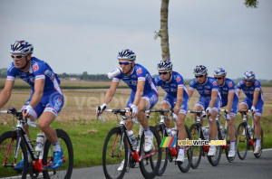 The FDJ.fr team in Hinges (601x)