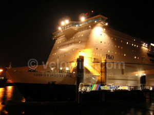 Pride of Rotterdam dans le port de Rotterdam (Europoort) (479x)