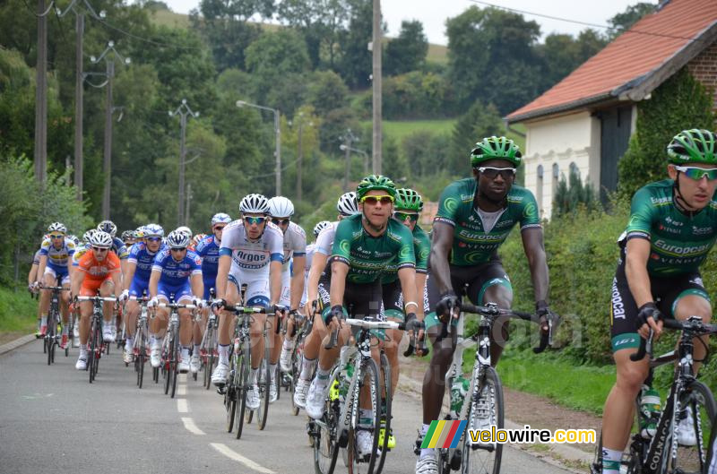 Bryan Coquard (Europcar) well protected by his team mates