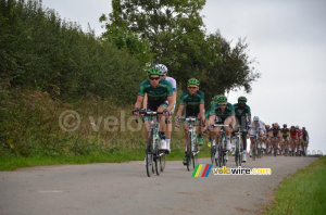 The Europcar team leading the peloton in Palfart (2) (299x)