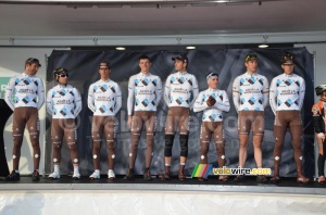 The AG2R La Mondiale team (467x)