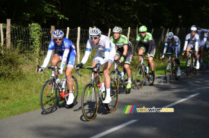 Laurent Mangel & Tom Stamsnijder en tête du peloton (421x)
