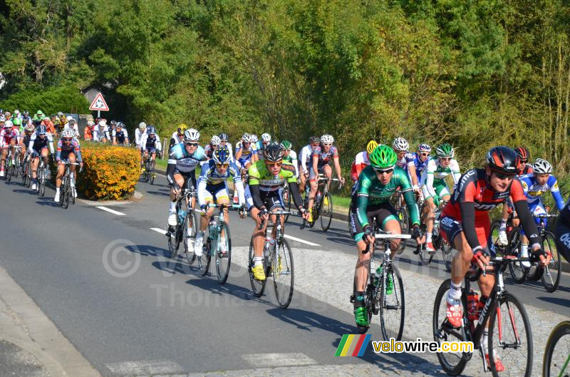 Het peloton in Poss-sur-Cisse (6)