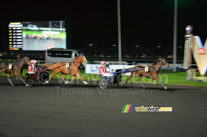 Sandy Casar wins the sulkies race (604x)