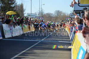 Nacer Bouhanni (FDJ.fr) en plein sprint (307x)