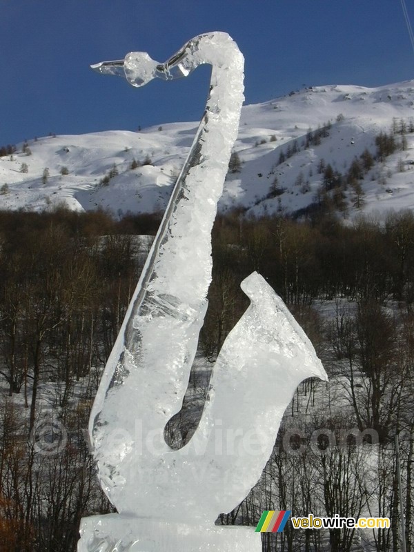 Sculpture de glace d'un saxophone