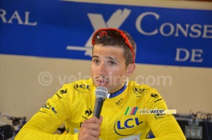 Nacer Bouhanni (FDJ.fr), en jaune (332x)