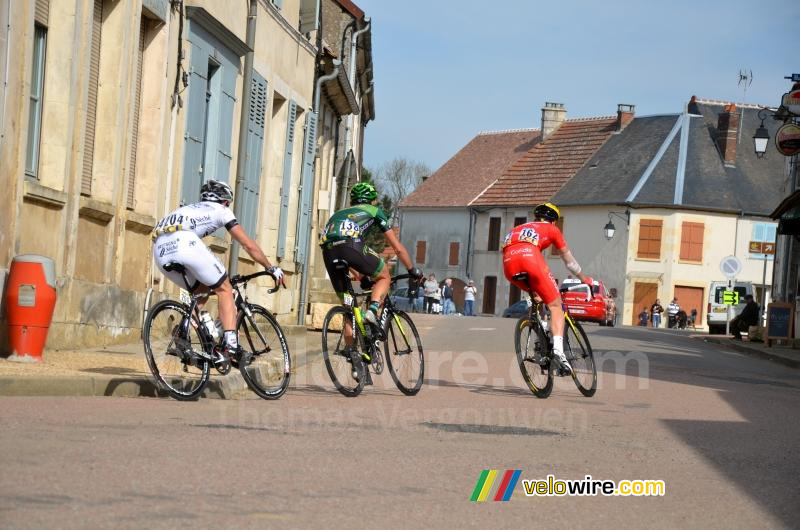 Julien Fouchard, Perrig Qumeneur & Romain Feillu in Bouhy (3)