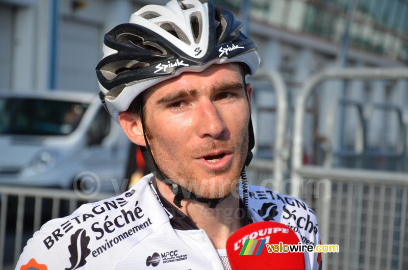 Romain Feillu (Bretagne-Sch) beantwoordt de vragen van L'Equipe 21