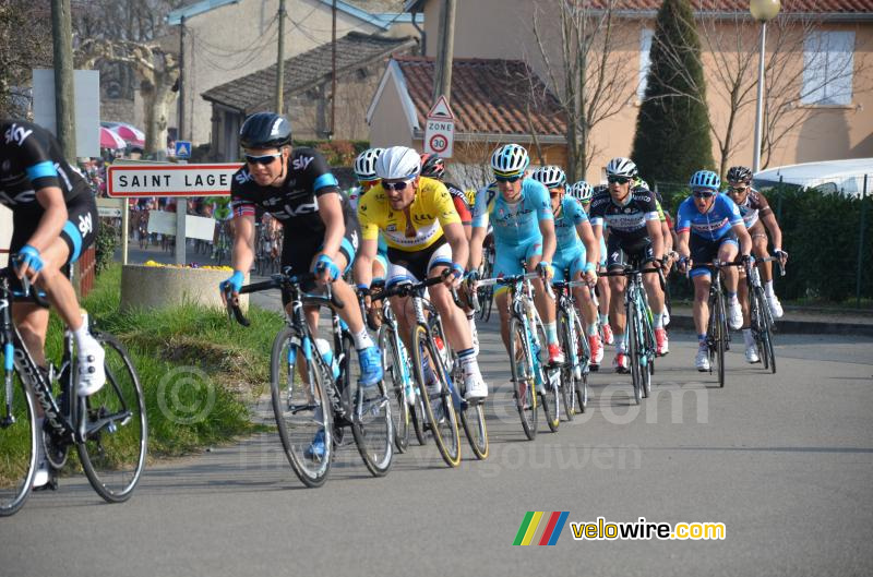 The yellow jersey John Degenkolb well positioned