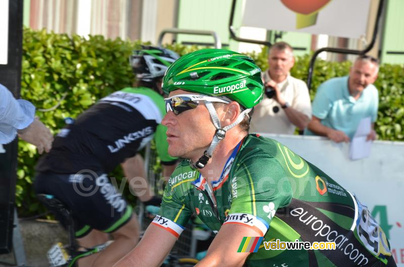 Thomas Voeckler (Europcar) crosses the line