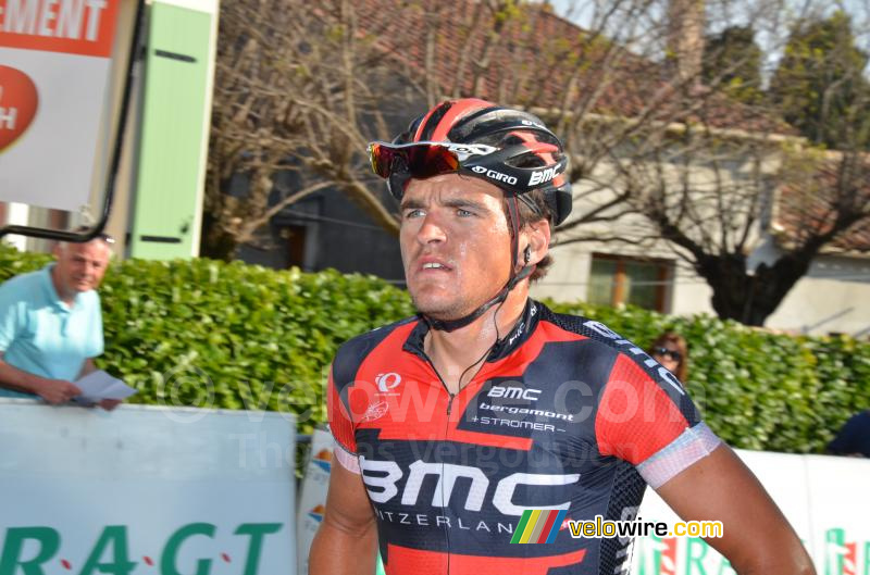 Greg van Avermaet (BMC) komt over de streep