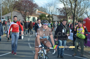 Alexis Gougeard (AG2R La Mondiale), content de sa victoire (448x)