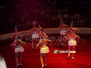 Dancers (228x)