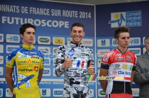 Yann Guyot (Armée de Terre) happy on the podium (230x)